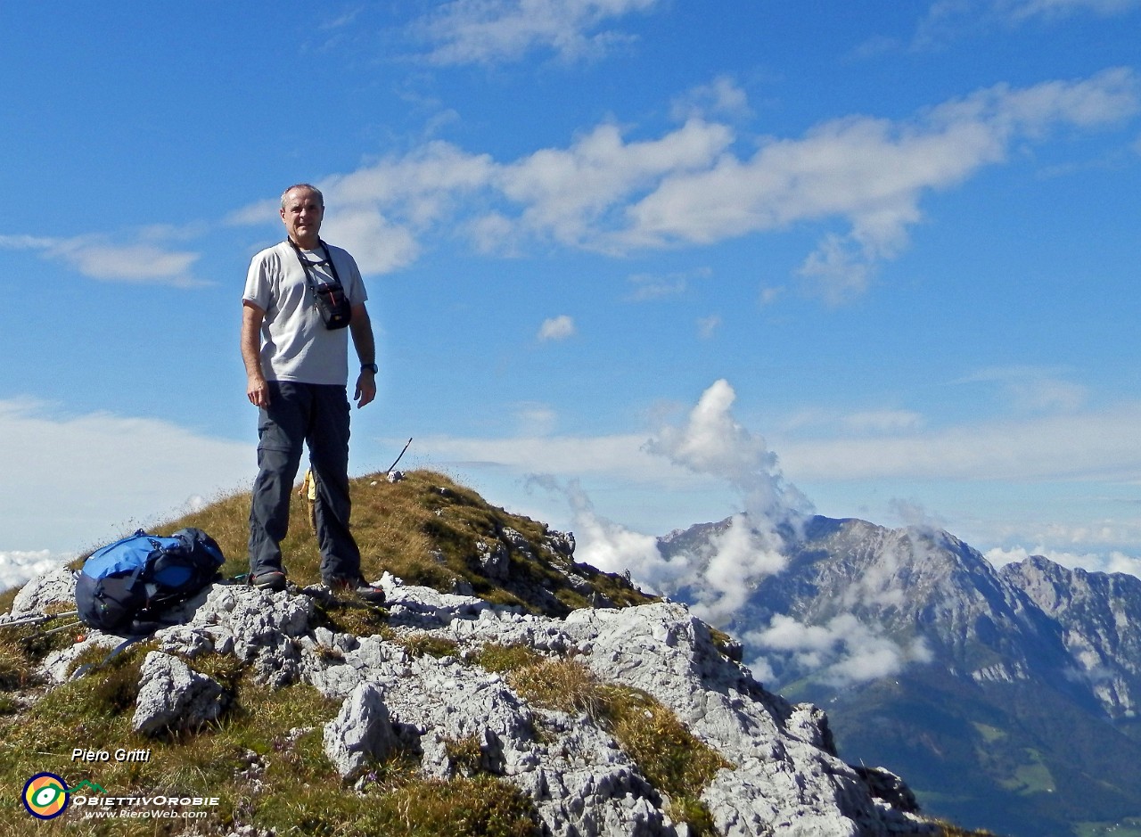 94 L'amico Davide salito in Zucco Barbesino.JPG